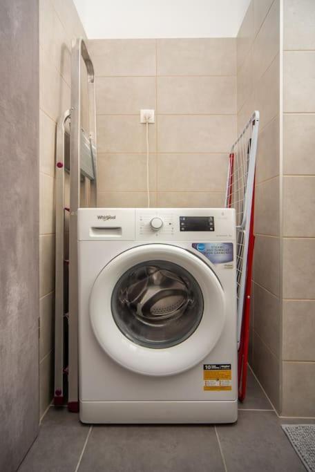 Grace Pine Apartment 1 布达佩斯 外观 照片
